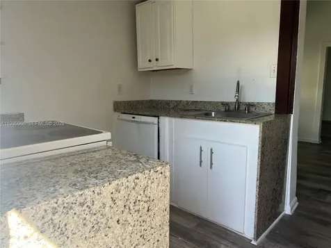 842 SW 12th Avenue Miami FL 33130