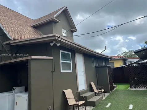 842 SW 12th Avenue Miami FL 33130