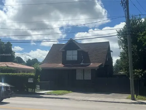 842 SW 12th Avenue Miami FL 33130