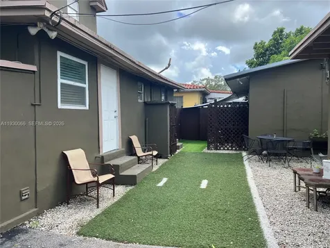842 SW 12th Avenue Miami FL 33130