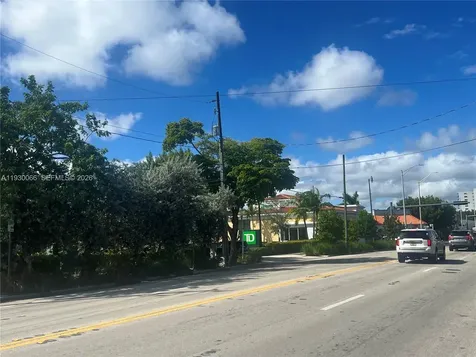 842 SW 12th Avenue Miami FL 33130