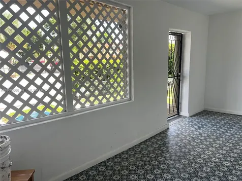 842 SW 12th Avenue Miami FL 33130