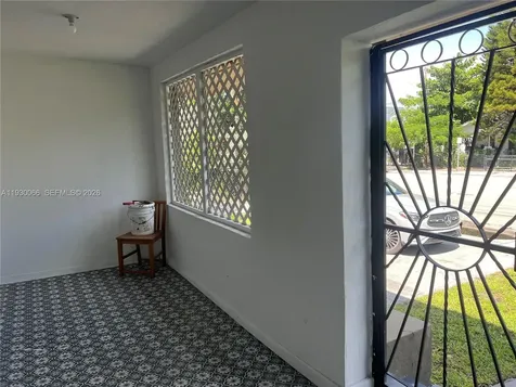 842 SW 12th Avenue Miami FL 33130