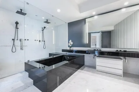 18555 Collins Avenue Sunny Isles Beach FL 33160