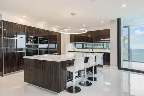 18555 Collins Avenue Sunny Isles Beach FL 33160