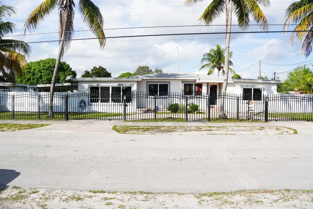 2955 NW 102nd Street Miami FL 33147