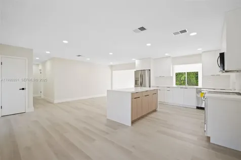 12030 SW 29th Terrace Miami FL 33175
