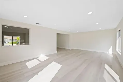 12030 SW 29th Terrace Miami FL 33175