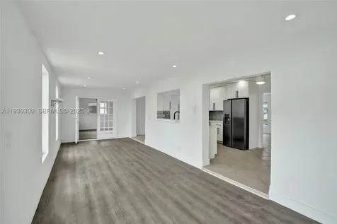 5810 NW 81st Avenue Tamarac FL 33321