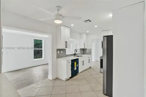 5810 NW 81st Avenue Tamarac FL 33321