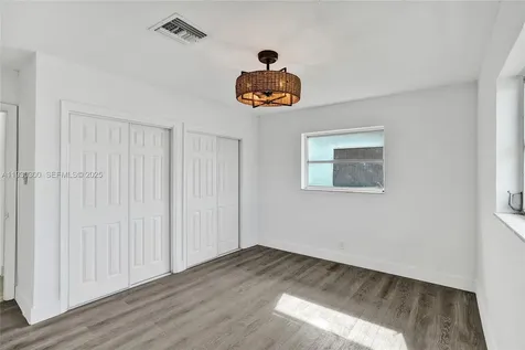 5810 NW 81st Avenue Tamarac FL 33321