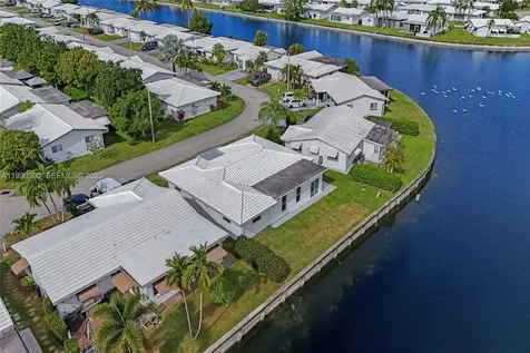 5810 NW 81st Avenue Tamarac FL 33321