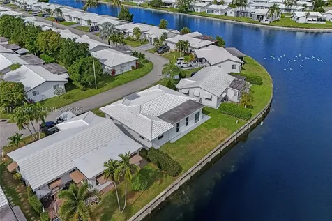 5810 NW 81st Avenue Tamarac FL 33321