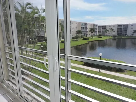 324 SE 10th Street Dania Beach FL 33004