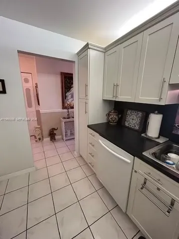 324 SE 10th Street Dania Beach FL 33004