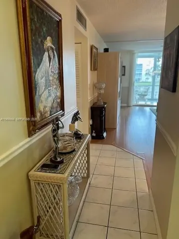 324 SE 10th Street Dania Beach FL 33004
