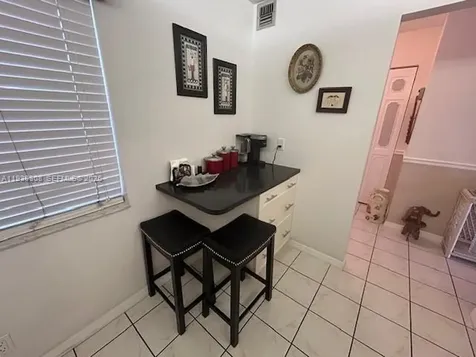 324 SE 10th Street Dania Beach FL 33004