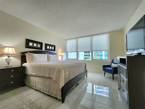 3505 S Ocean Drive Hollywood FL 33019