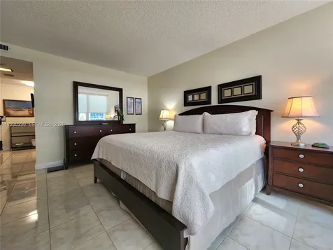 3505 S Ocean Drive Hollywood FL 33019
