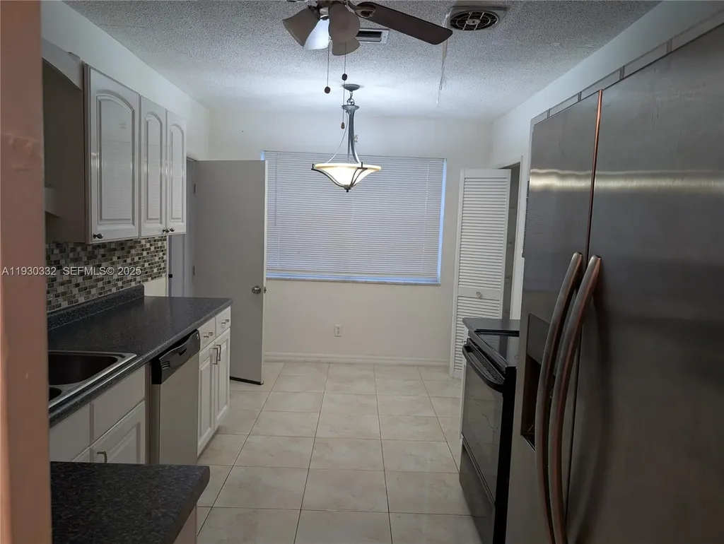 4550 NW 43rd Street Lauderdale Lakes FL 33319