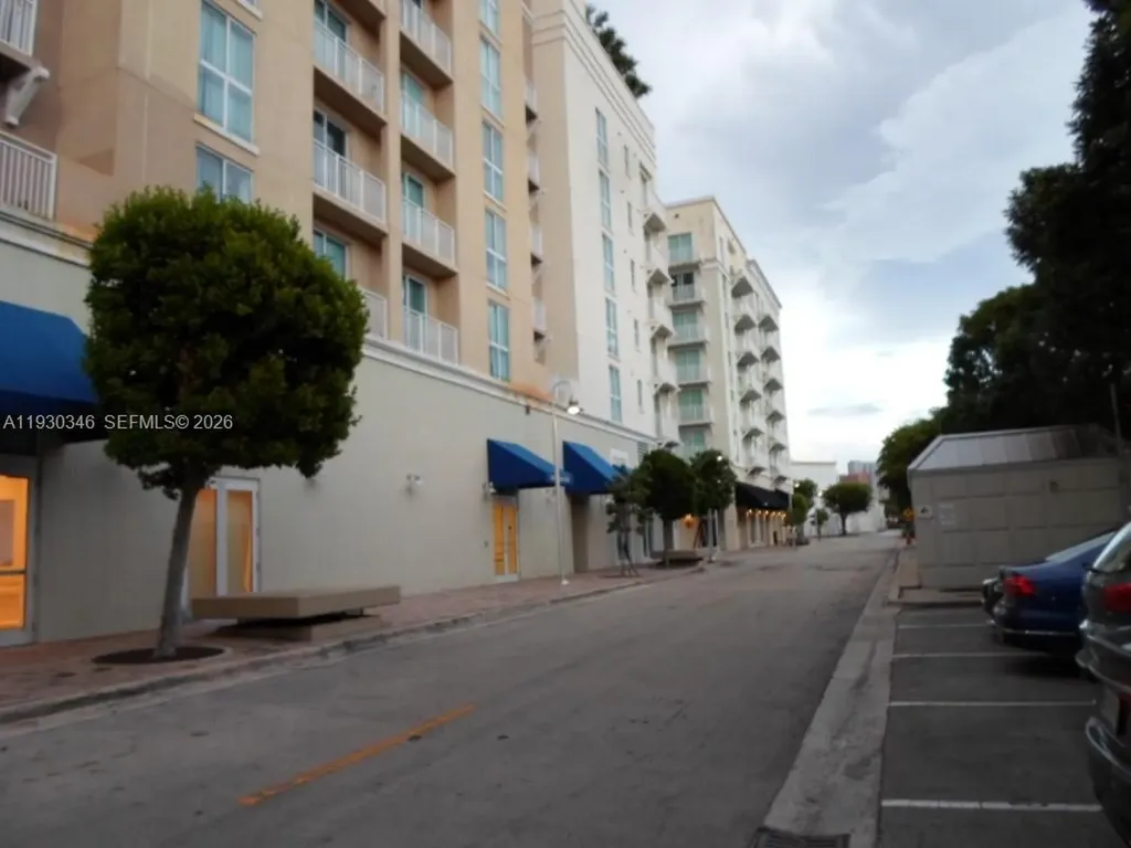 7275 SW 90th Way Miami FL 33156