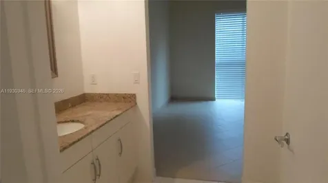 7275 SW 90th Way Miami FL 33156
