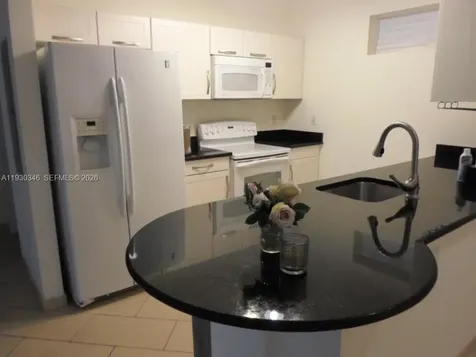 7275 SW 90th Way Miami FL 33156