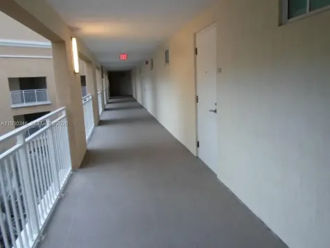 7275 SW 90th Way Miami FL 33156