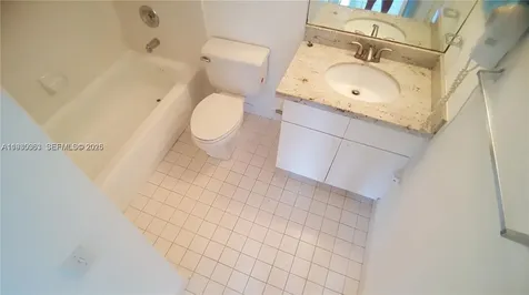 7832 Collins Avenue Miami Beach FL 33141
