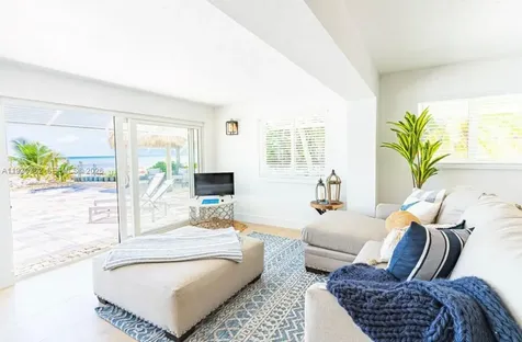 75433 Overseas Highway Islamorada FL 33036