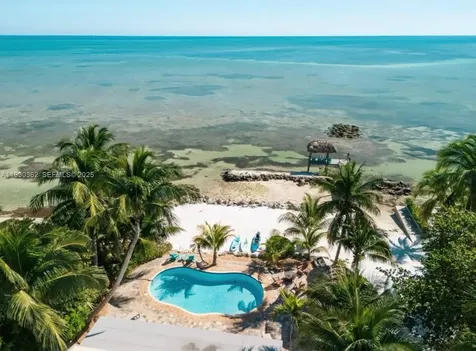 75433 Overseas Highway Islamorada FL 33036