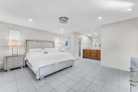 1417 SW 139 Avenue Miami FL 33184
