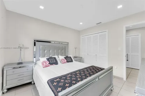 1417 SW 139 Avenue Miami FL 33184