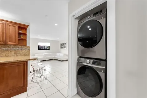 1417 SW 139 Avenue Miami FL 33184