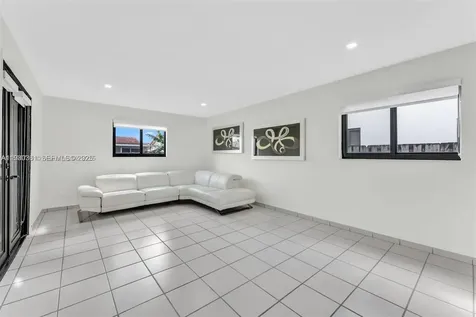 1417 SW 139 Avenue Miami FL 33184