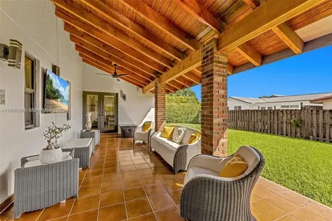 1417 SW 139 Avenue Miami FL 33184