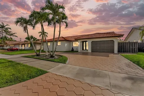 1417 SW 139 Avenue Miami FL 33184