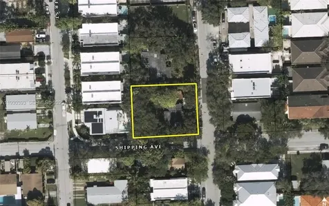 3090 Hibiscus Street Miami FL 33133