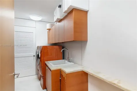 1643 Brickell Avenue Miami FL 33129