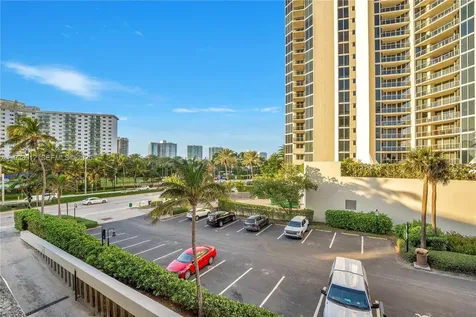 19201 Collins Avenue North Miami Beach FL 33160