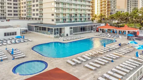 19201 Collins Avenue North Miami Beach FL 33160