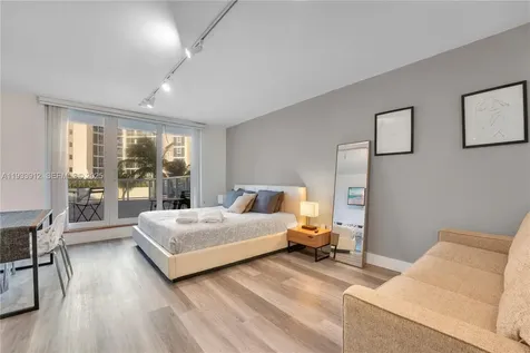 19201 Collins Avenue North Miami Beach FL 33160