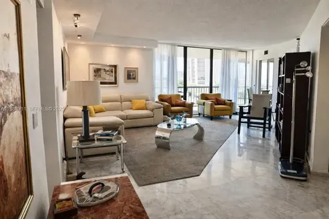 19355 Turnberry Way Aventura FL 33180