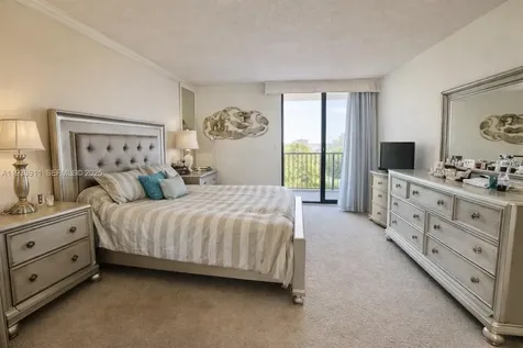19355 Turnberry Way Aventura FL 33180