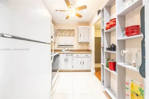 2811 N Pine Island Road Sunrise FL 33322