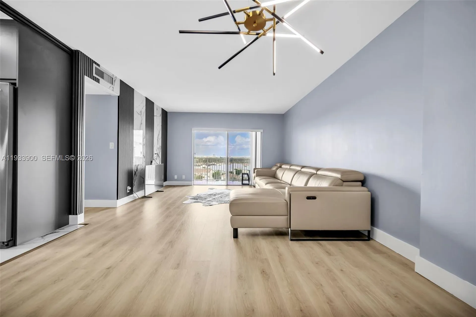 4200 Hillcrest Drive Hollywood FL 33021