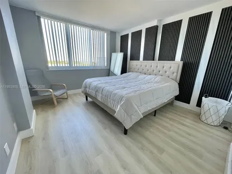 4200 Hillcrest Drive Hollywood FL 33021