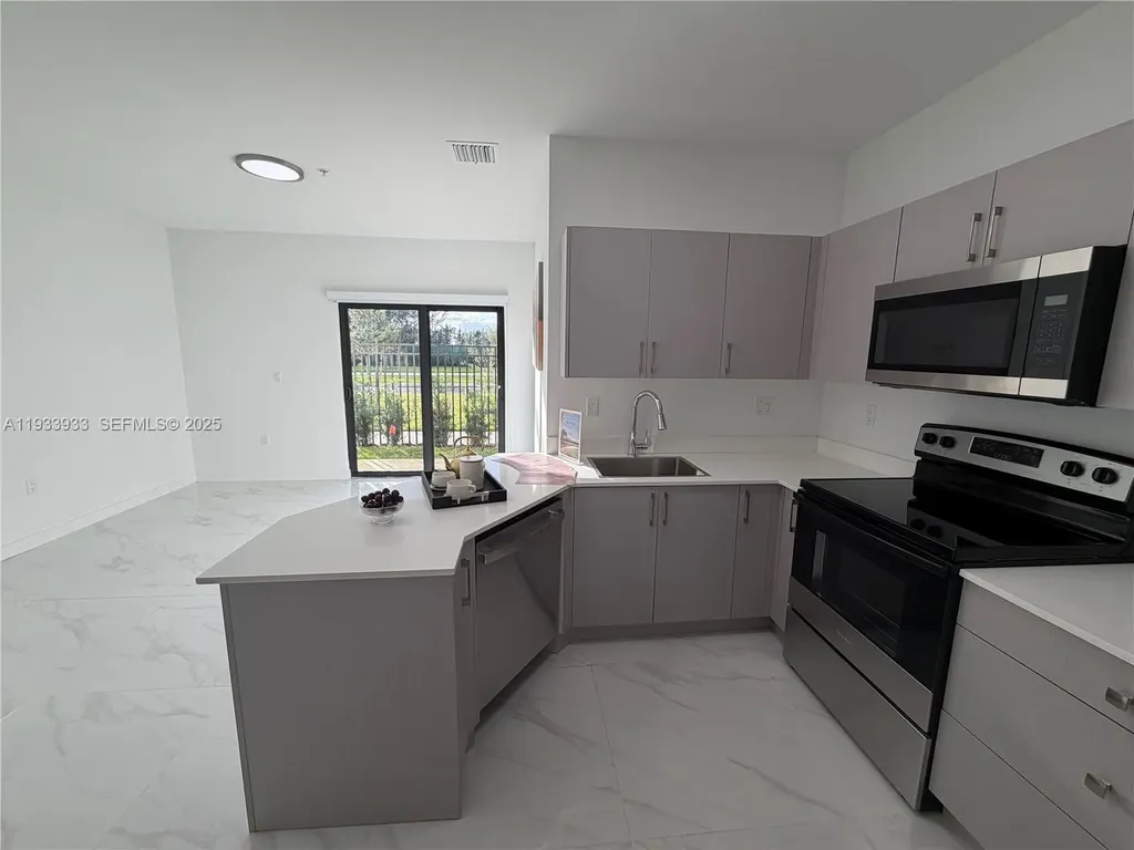 2308 E 4th Avenue Hialeah FL 33013