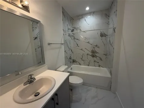 2308 E 4th Avenue Hialeah FL 33013