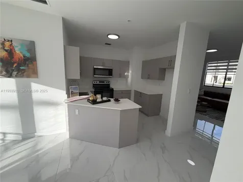 2308 E 4th Avenue Hialeah FL 33013
